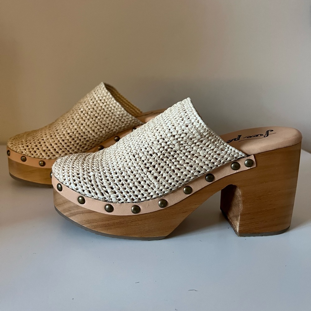🌟 FREE PEOPLE Claudia Crochet Clog-SIZE 8 - Picture 10 of 16